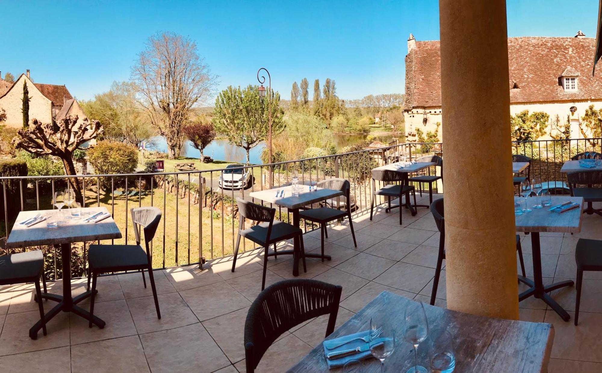 Hotel-Restaurant Cote Rivage Badefols-sur-Dordogne Bagian luar foto