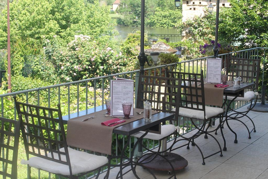 Hotel-Restaurant Cote Rivage Badefols-sur-Dordogne Bagian luar foto