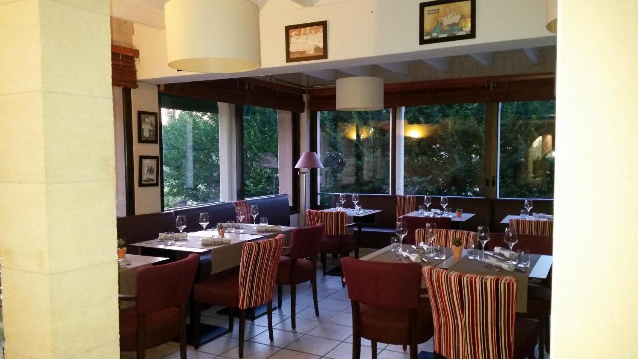 Hotel-Restaurant Cote Rivage Badefols-sur-Dordogne Bagian luar foto