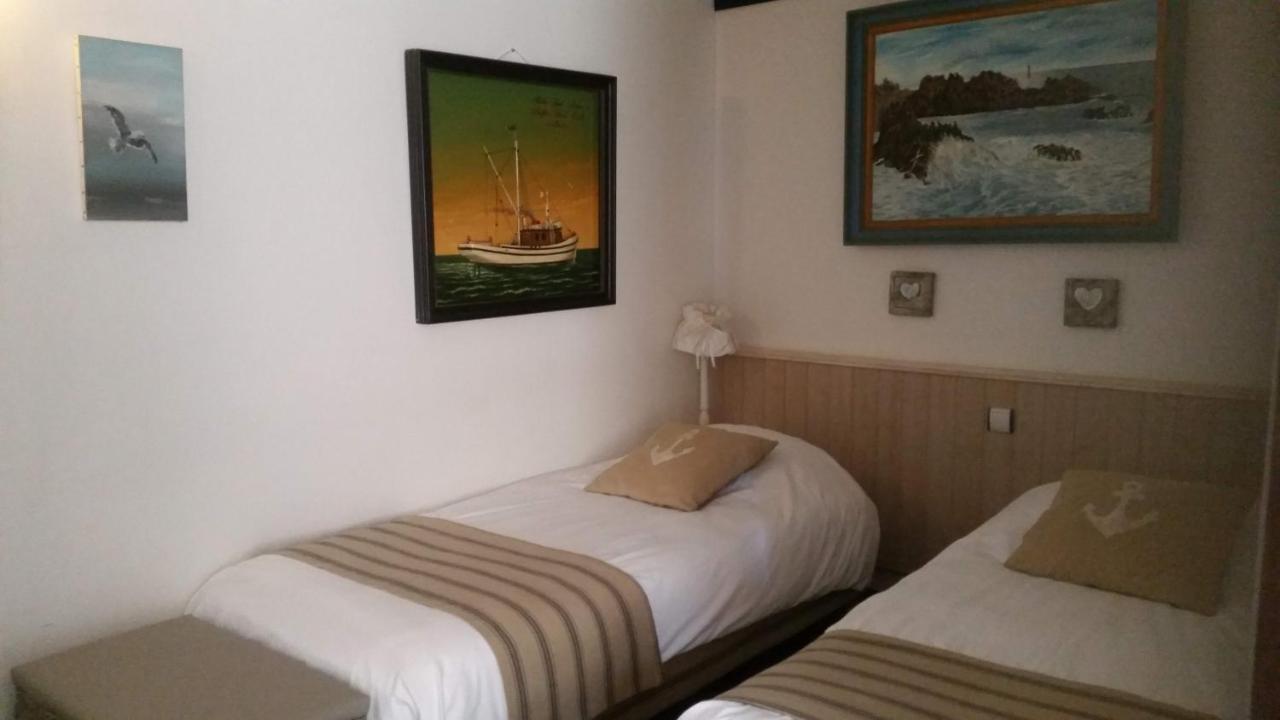 Hotel-Restaurant Cote Rivage Badefols-sur-Dordogne Bagian luar foto