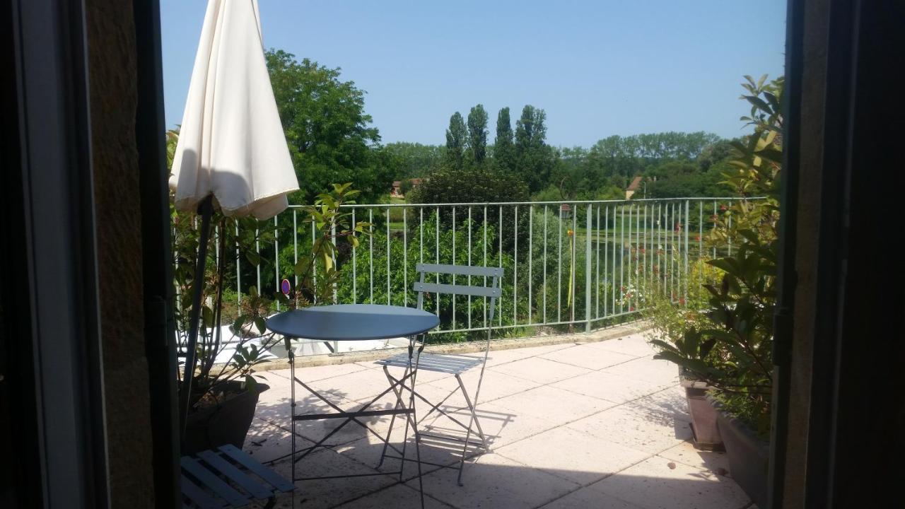 Hotel-Restaurant Cote Rivage Badefols-sur-Dordogne Bagian luar foto
